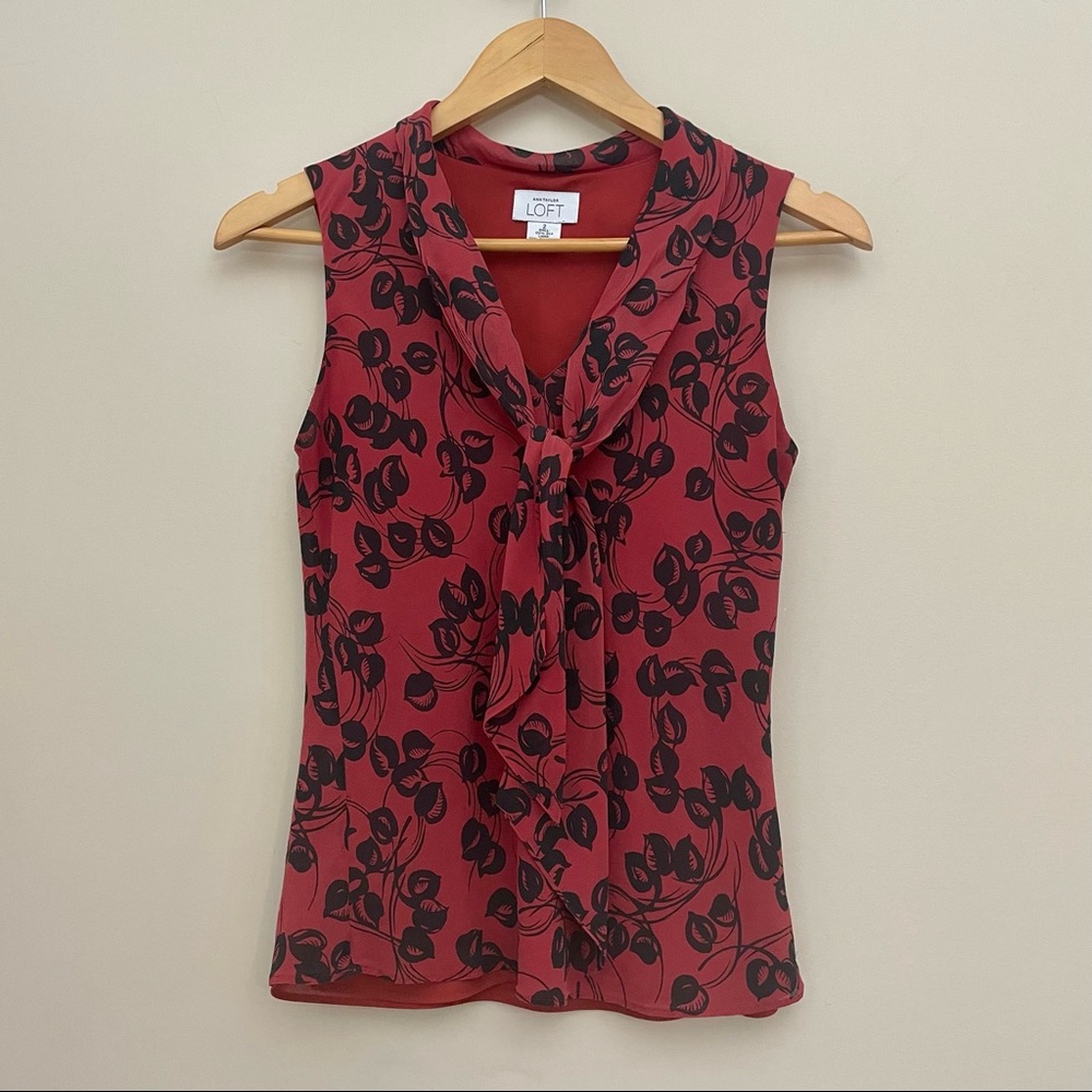 ANN TAYLOR LOFT Silk Red Black Floral Print Sleeveless Blouse Women’s 2/XS